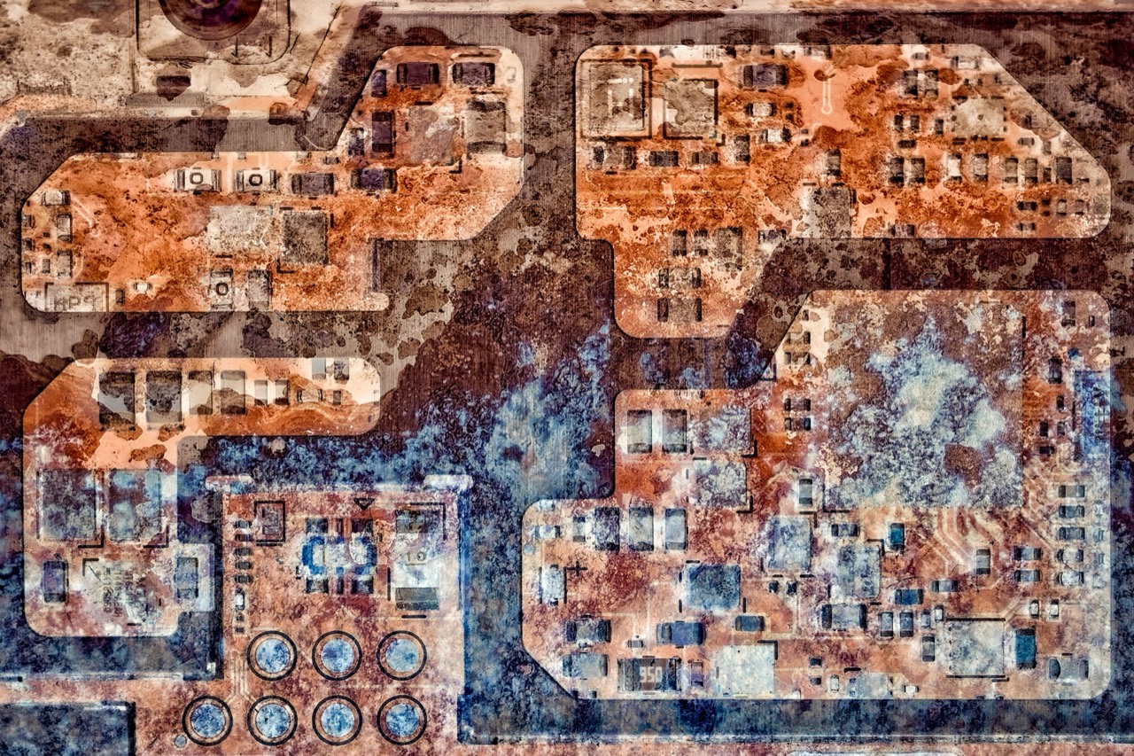 Be No.34 - The motherboard from a test phone and Rust on an iron railing (2026)